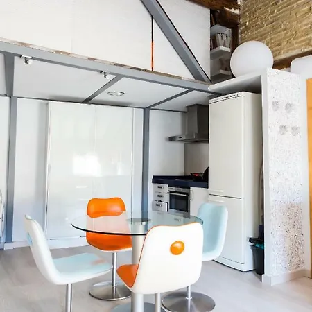 Fantastica Buhardilla Pz. Pilar Appartement *