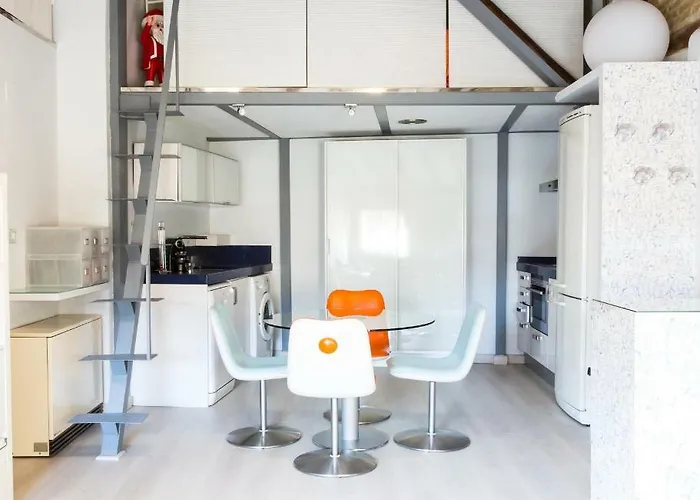 Fantastica Buhardilla Pz. Pilar Apartment *